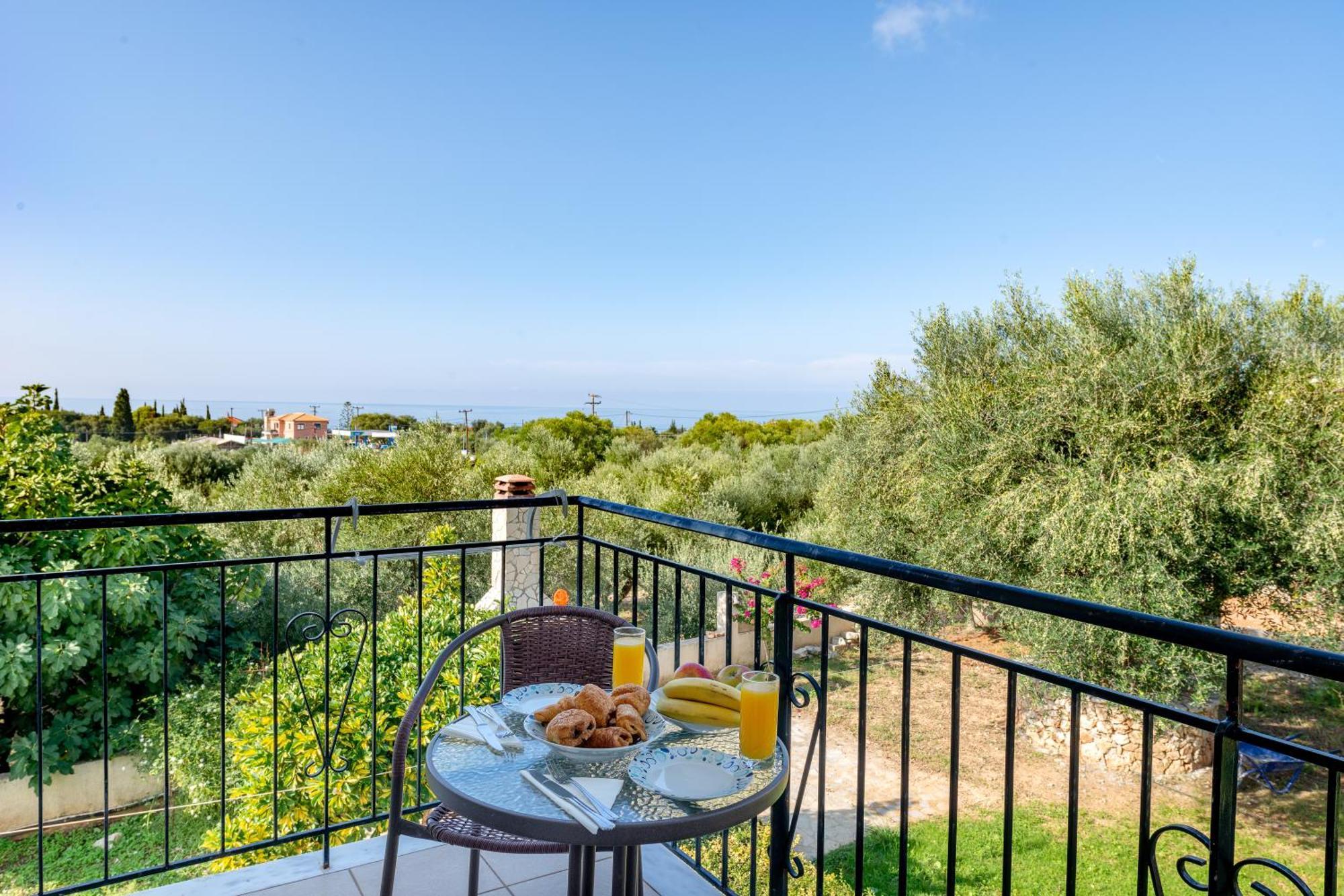 Vista Verde Studios & Apartments Σβορωνάτα Εξωτερικό φωτογραφία