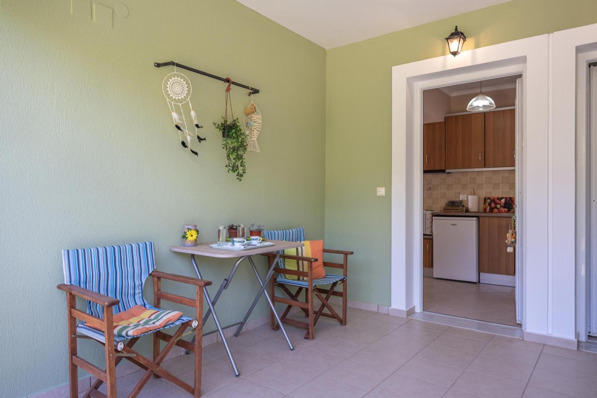 Vista Verde Studios & Apartments Σβορωνάτα Εξωτερικό φωτογραφία