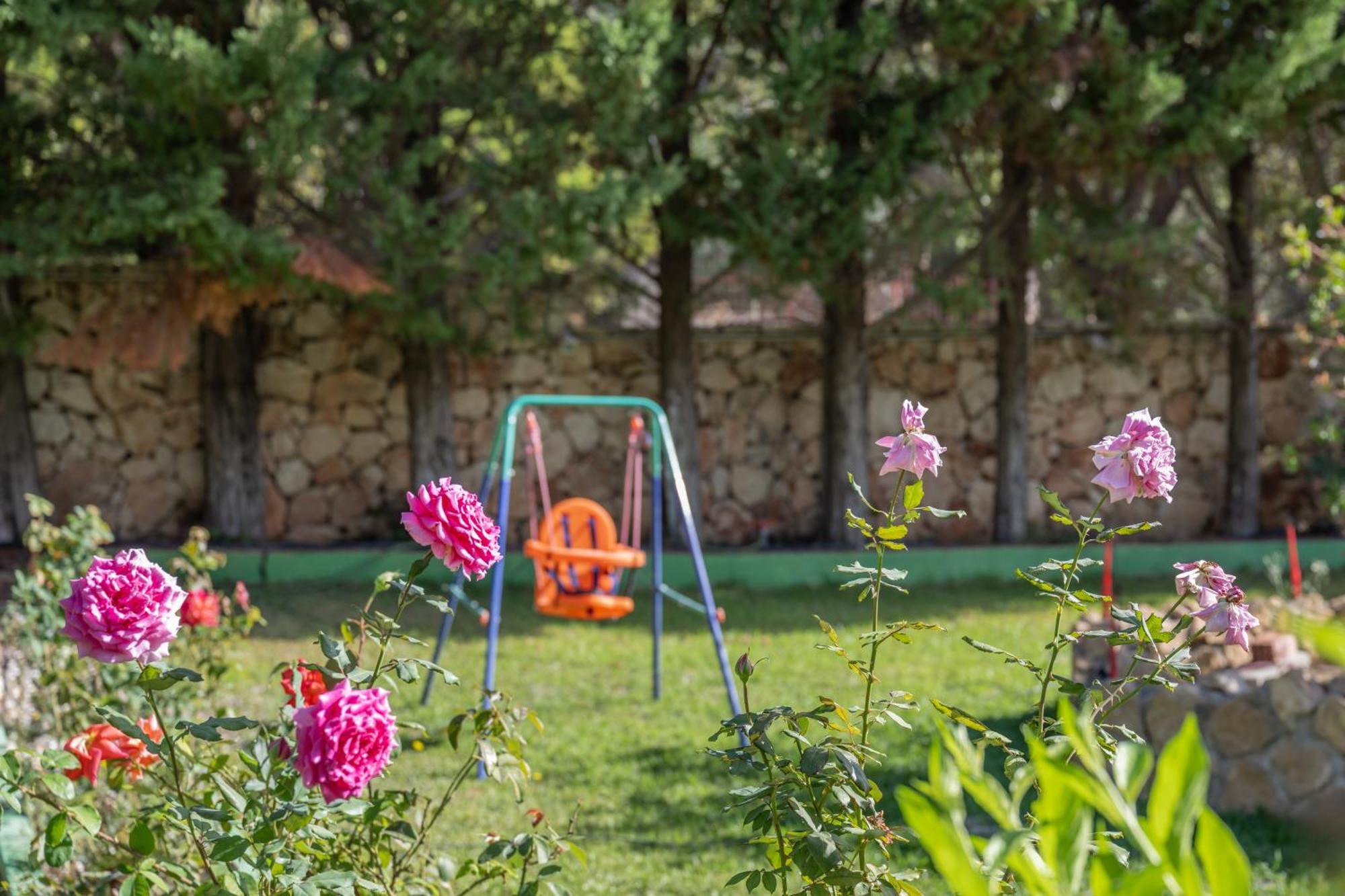 Vista Verde Studios & Apartments Σβορωνάτα Εξωτερικό φωτογραφία