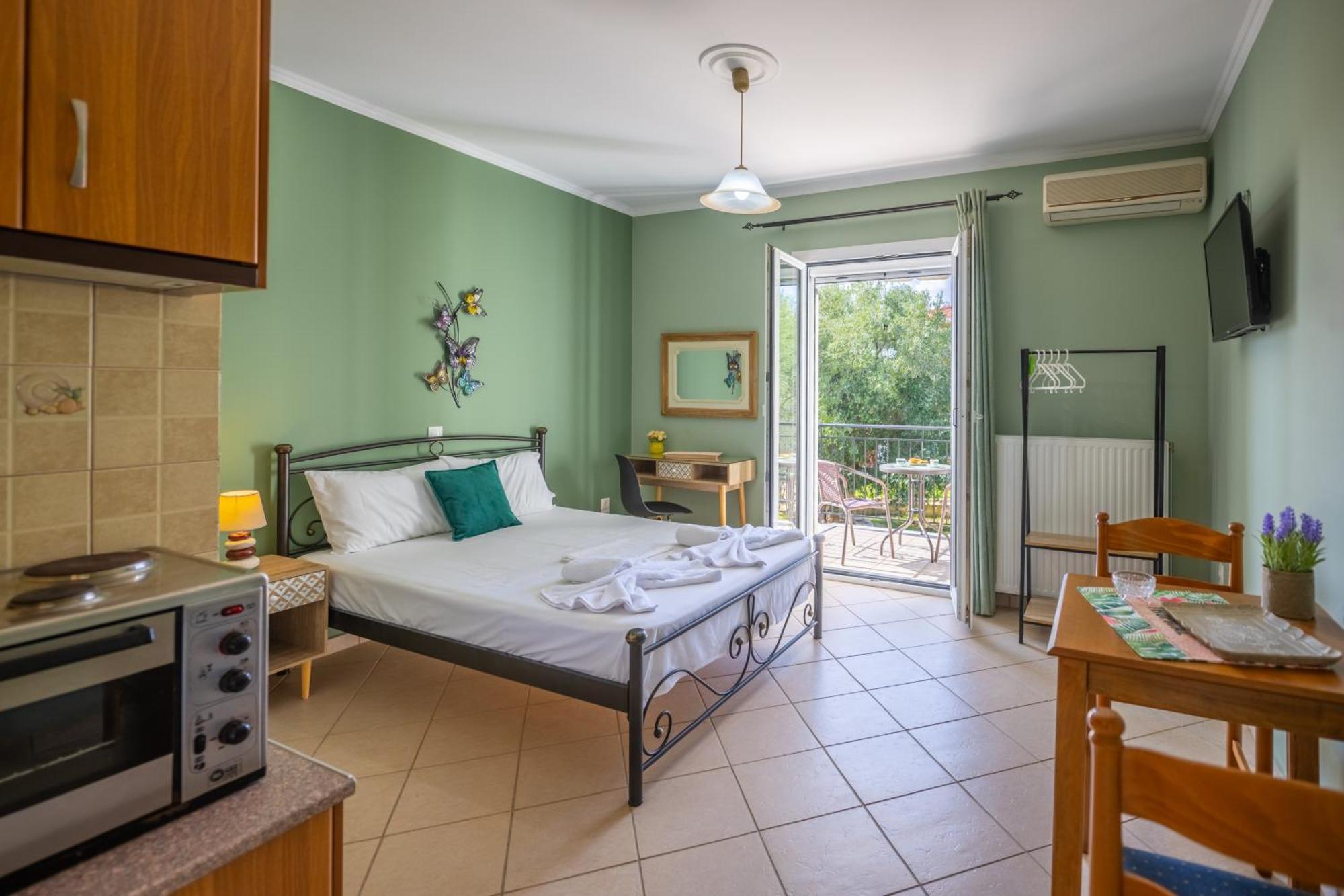 Vista Verde Studios & Apartments Σβορωνάτα Εξωτερικό φωτογραφία